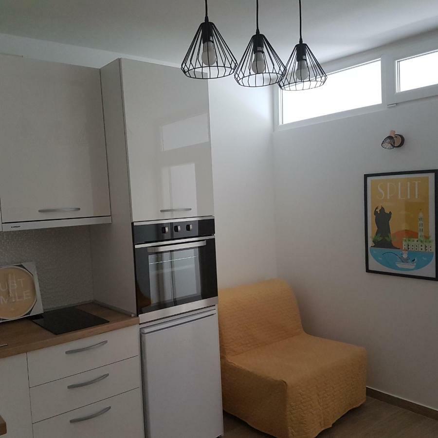 Apartment Milka Split Bagian luar foto